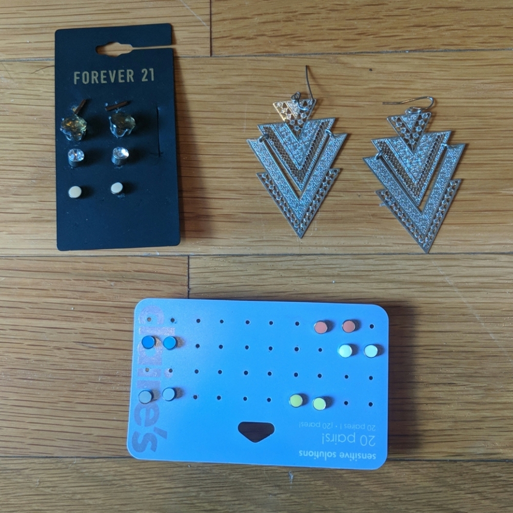 Earings